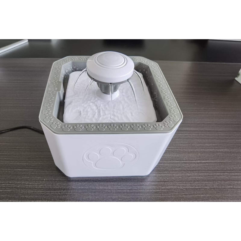 Dispensador De Agua Para Mascotas Electrico Gatos Perros Blanco